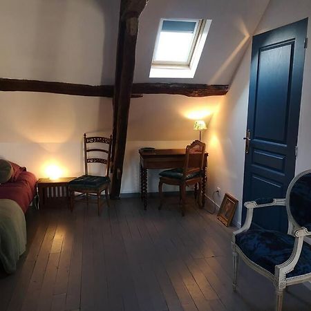 Au Coeur De Mortagne, Un Balcon Sur Le Perche Villa Bagian luar foto