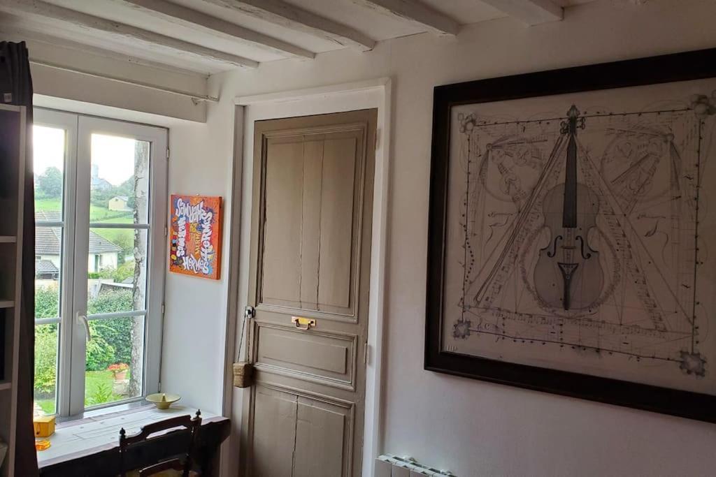 Au Coeur De Mortagne, Un Balcon Sur Le Perche Villa Bagian luar foto