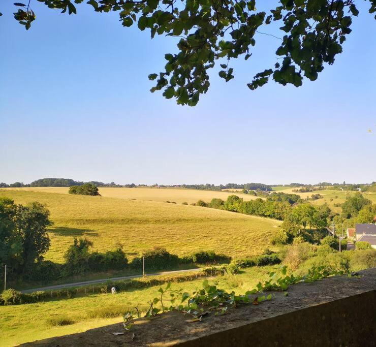 Au Coeur De Mortagne, Un Balcon Sur Le Perche Villa Bagian luar foto